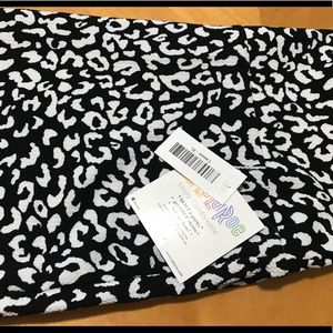 LuLaRoe Cassie Pencil Skirt - Leopard